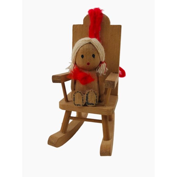 Vintage Wood Ornaments Set of 6 Fabric Yarn Painted Christmas Tree Holiday Decor - Picture 5 of 10